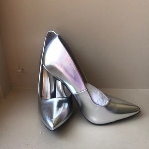 Beautiful silver Metallic high heels